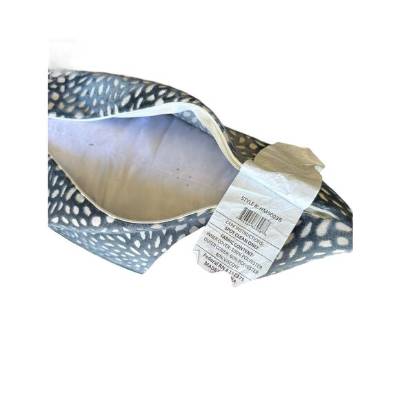 Casa Decor Home Blue Velvet Textured Accent Pillow - Picture 9 of 12